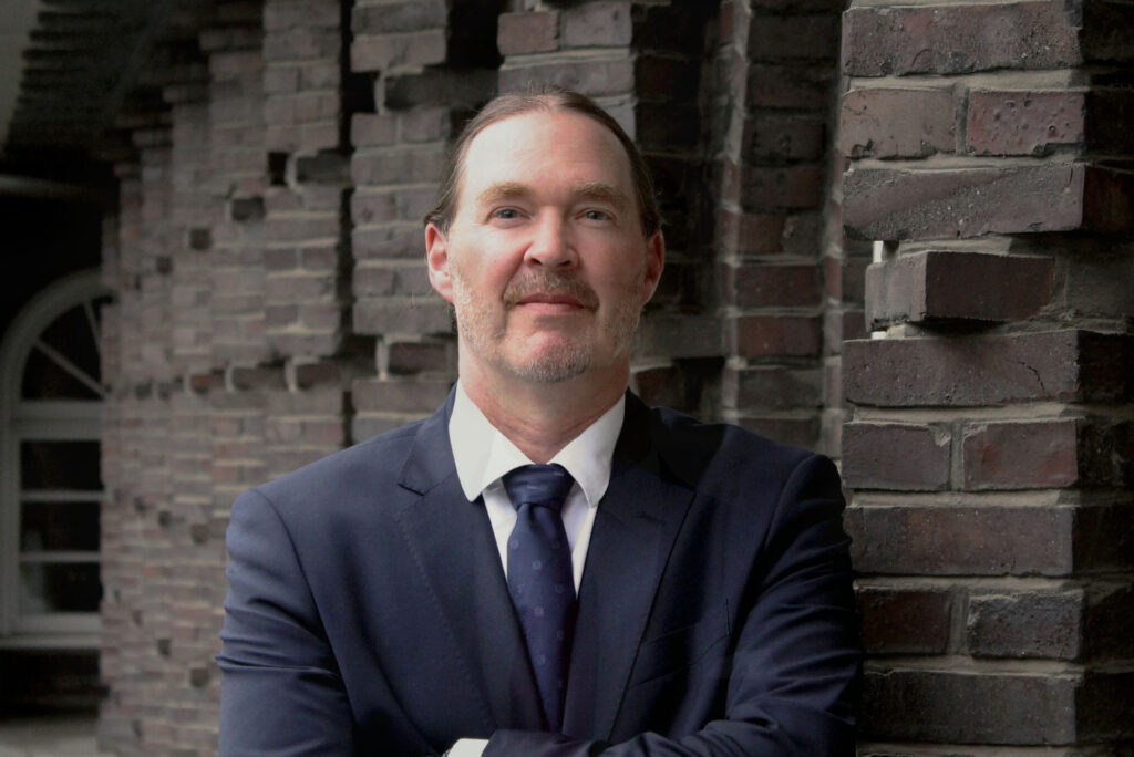 Robert Engels - Deutsch-spanisches Immobilienrecht